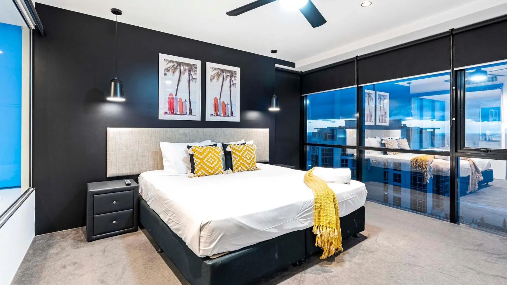 Circle On Cavill - Self Contained & Privately Managed Apartments - Wow Stay Gold Coast 0*,