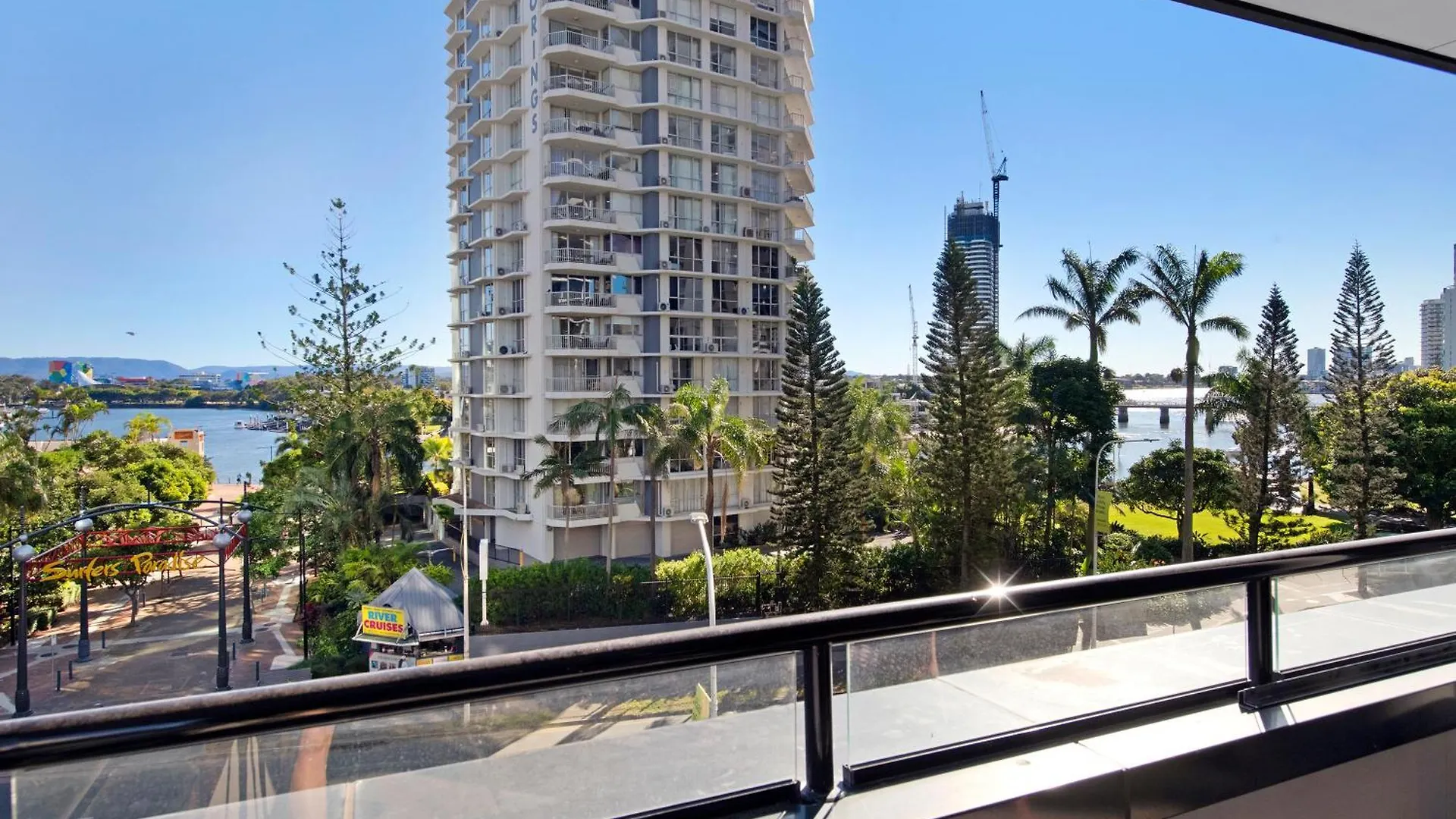 Circle On Cavill - Self Contained & Privately Managed Apartments - Wow Stay Gold Coast Australia