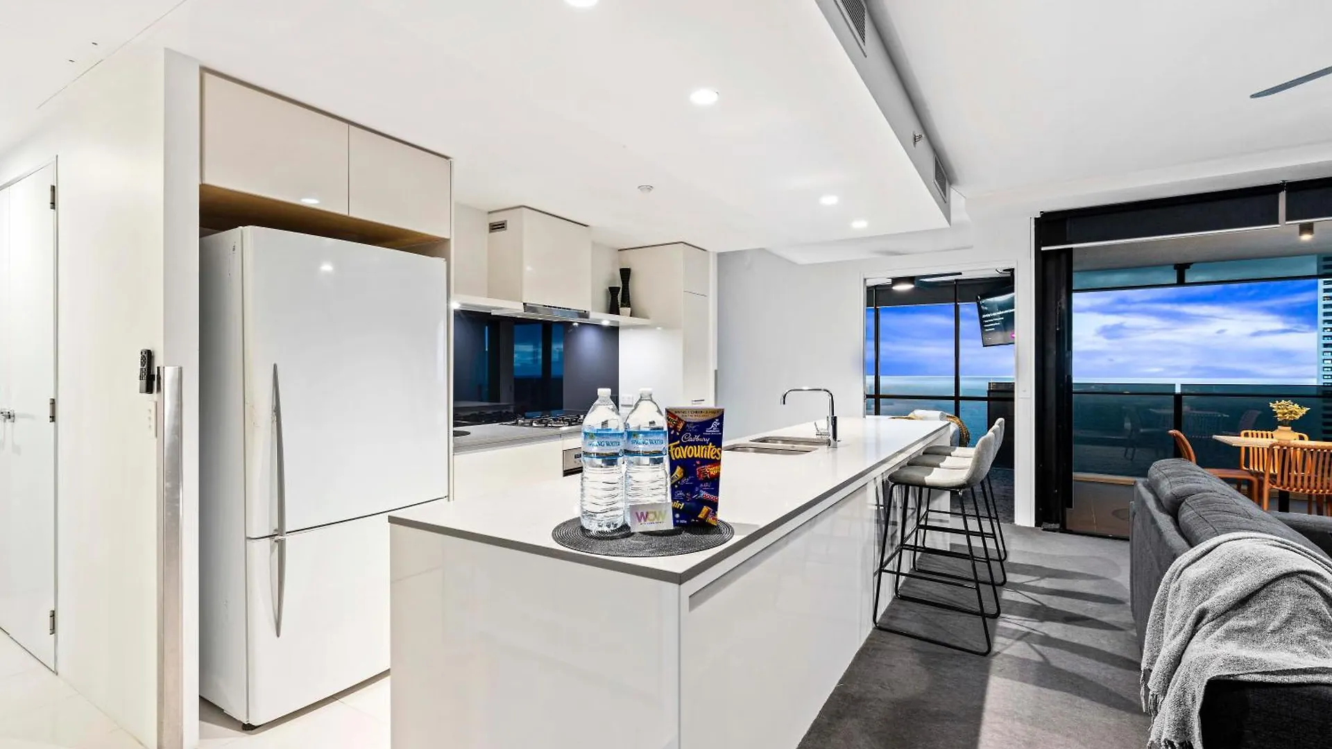 Circle On Cavill - Self Contained & Privately Managed Apartments - Wow Stay Gold Coast
