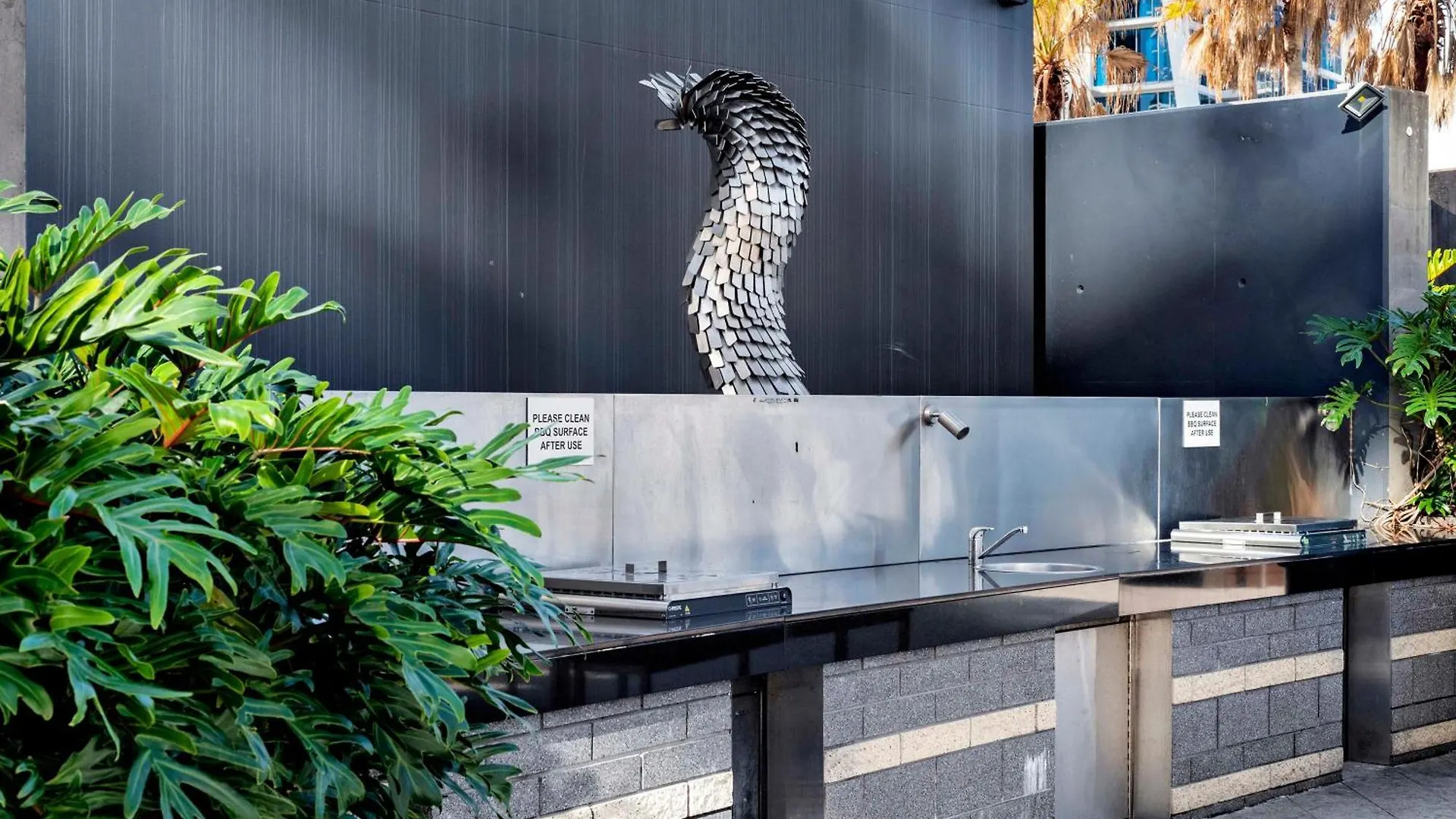 Circle On Cavill - Self Contained & Privately Managed Apartments - Wow Stay Gold Coast