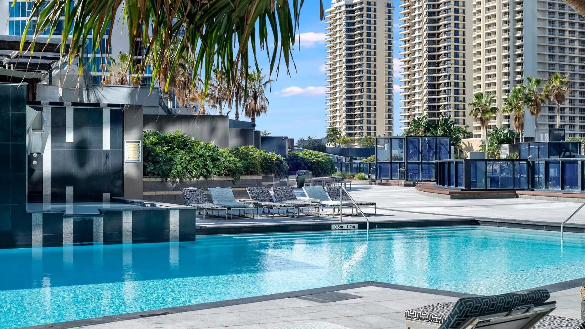 Circle On Cavill - Self Contained & Privately Managed Apartments - Wow Stay Gold Coast